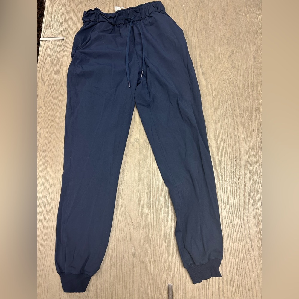 Lululemon Athletica Women's Navy Joggers